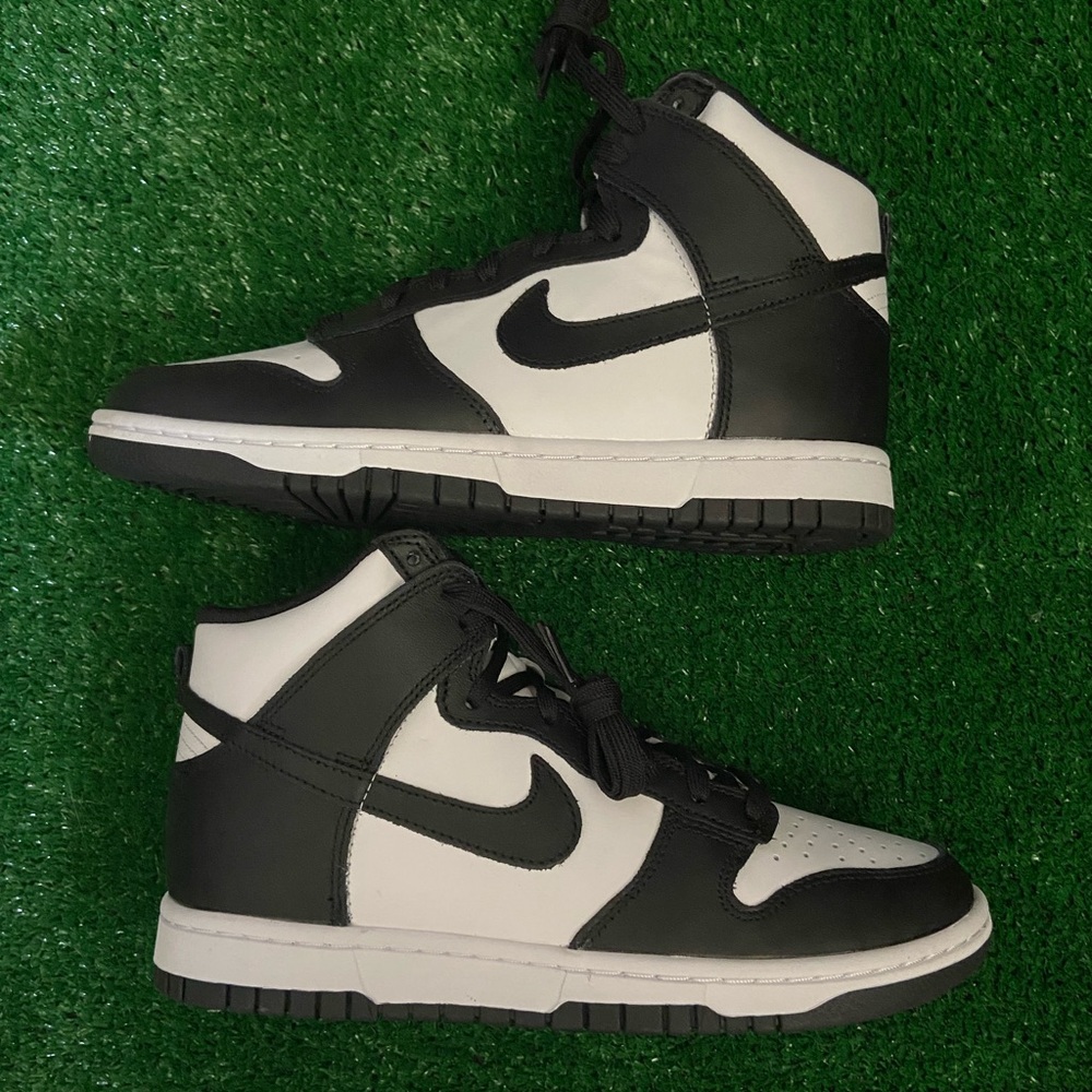 Nike Dunk High "Panda" Size 8.5W/7M - Picture 1 of 4